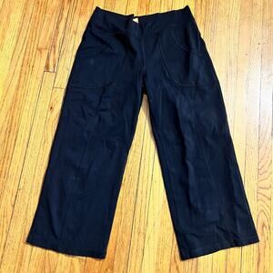 Lucy Shorts Womens Small Wide Leg Cropped Long Shorts Black Bermuda